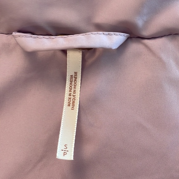 Free People “Weekender” Puffer Jacket, Lavender, Size Small - Picture 5 of 6